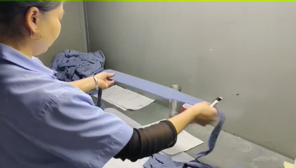 Yarn dyeing proofreading